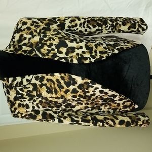 Thalia Sodi leopard print jacket
